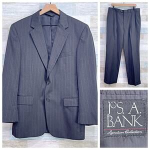 Jos A Bank Wool Stripe 2 Piece Suit Gray Two Button Mens 41R 35x31 Pleated Pants